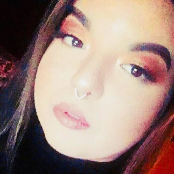 Meet your Posher, Bianca - Picture 1 of 1